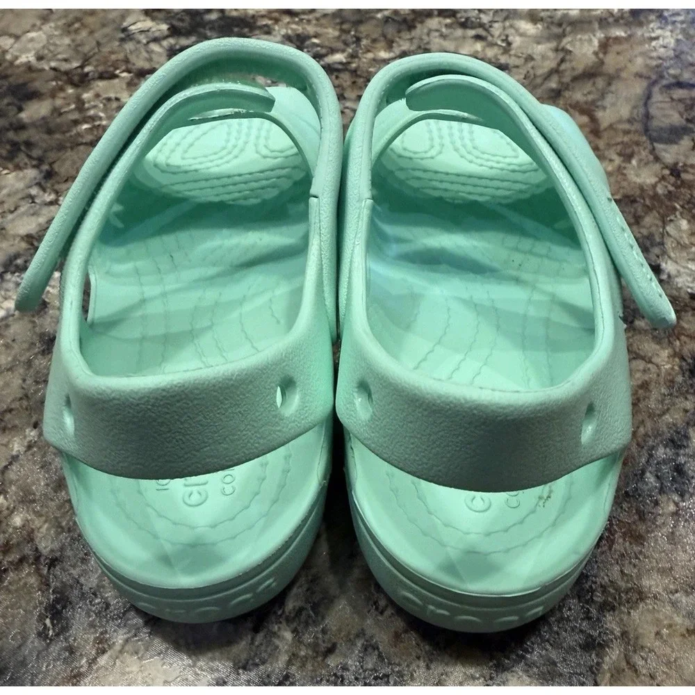 Crocs Classic Cross Strap Sandals Mint Green Heart 206245-3TI Girls Kids 12 EUC